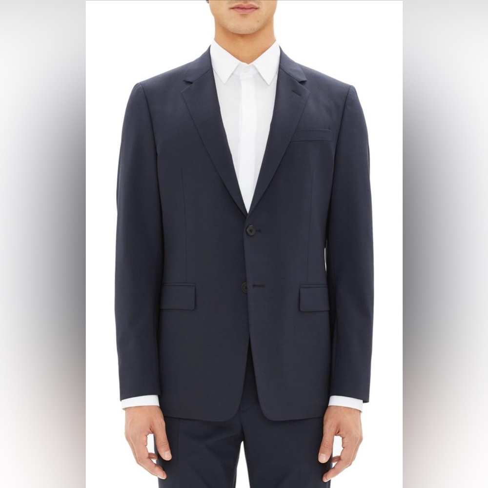 Theory navy Suit!